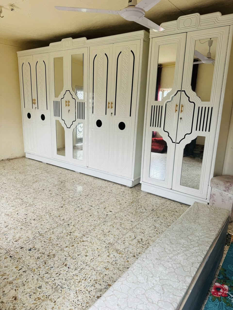 السلام عليكم
غرفه نوم مستخدمه اقل الشهر جديده امانه الله تركي جاهز سعرها ٢٢٥٠ مكاني بابل قرب صيطره الاثار 
للاستفسار اتصل ***********
