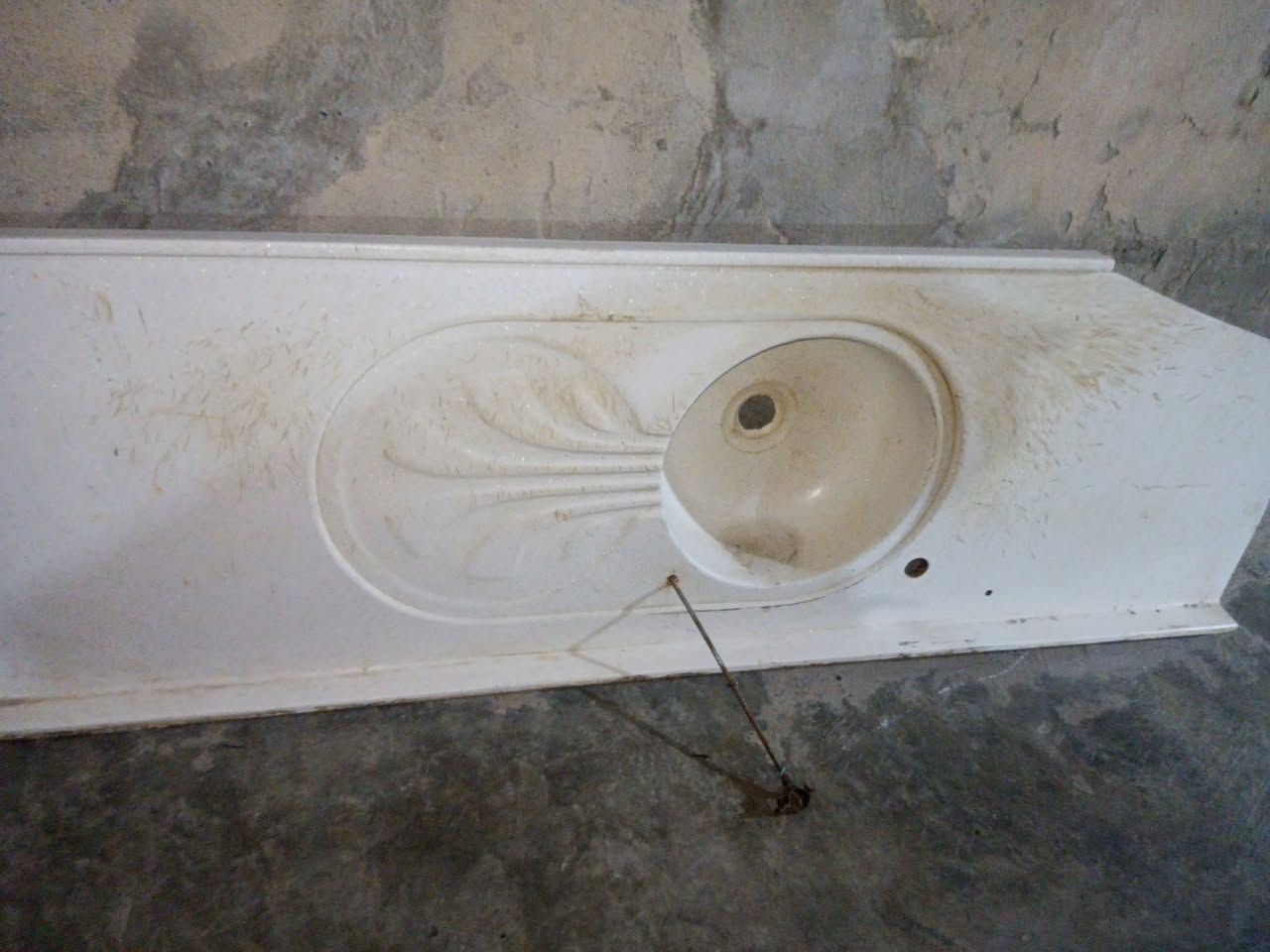 غراض محل دجاج تانكي جديد 1200 لتر + هلاسة +ميزان رقمي + سنگ مرمر + صندوك + مذبحة + معلفة +
+ طباخ + جدر 

***********
