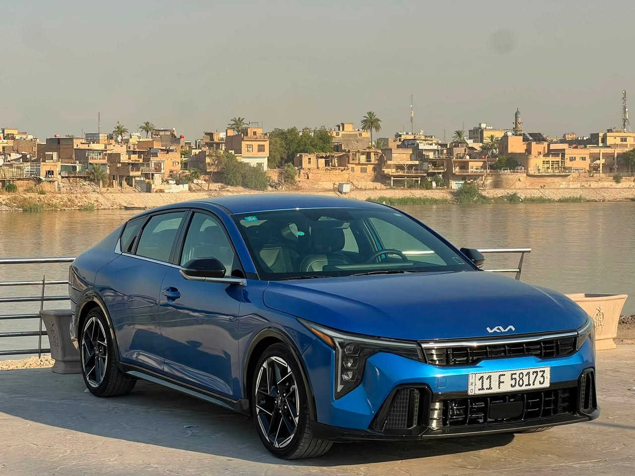 السلام عليكم    كيا.  K4 جيتي   2025
السعر.              180قفل 🔒
فول موصفات. معده الفتحه ؟
حادث فقط  حافت بنيد بارد +حافت جملغ بارد
بدون برباك. بدون صبغ بدون تبديل 
ماشيه 18
محرك. 2000دوش
صور الحادث موجوده كدامك 
التفاصيل كدامك 
بغداد المشتل 
***********متوفر واتساب ايضا
