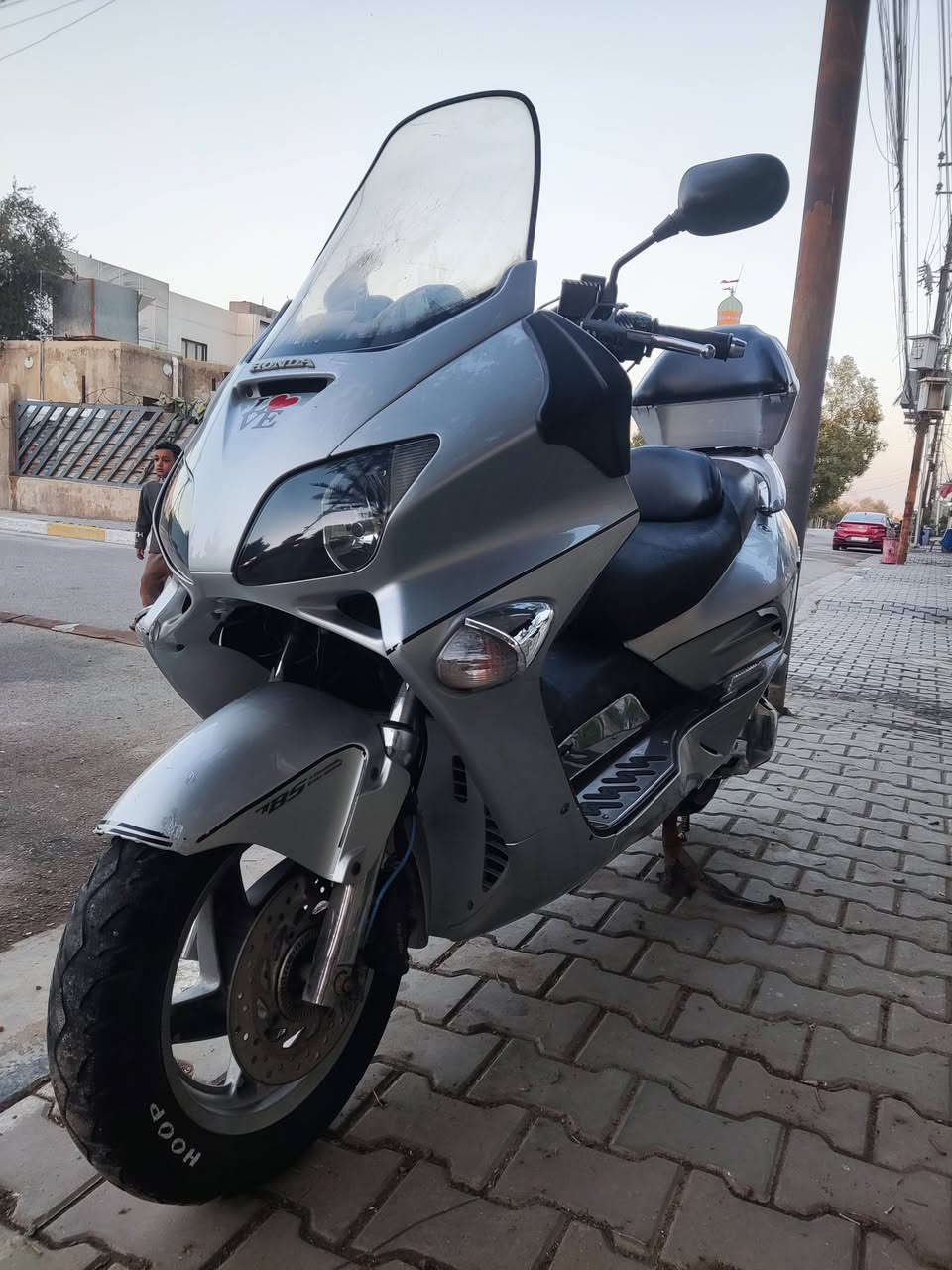 فورزه 06 فحل جامه طويله و جنطه و لايتات زنون كهرباء كلهه شغاله اوراق بيهه دوسات نيكل و ناشيه 32 سعرهه 950 مكاني بغداد الحسينيه ***********
