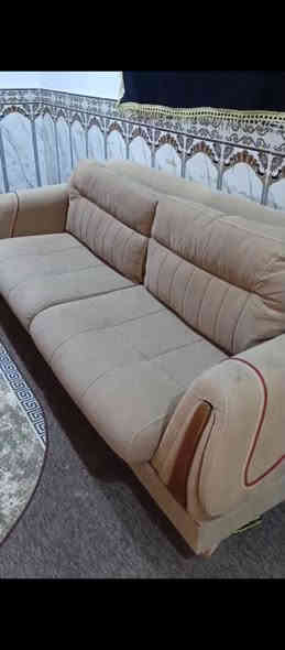 قنفات العدد 4السعر 125وبيها مجال العنوان بصره الصالحيه *********** البصرة
