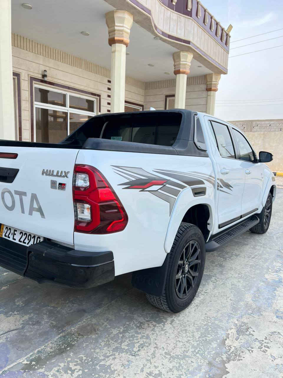 السلام عليكم للبيع فقط جي ار GR 2023اسعودي  جديدة  بمعنى الكلمة حتى الاسبير منازل فول واحد / واحد مكفوله ومعروفه مواصفات الGR 
ماشيه 59 الف 
المواصفات رادار
.منفاخ سنتر لك 
.كشن كهرباء 
.جلد 
.4 كامرات 
.حساسات 
.تحكم مري 
.تحكم ستيرن 
.يدات بصمه
.كشافات ضبابيه
 .شفتات ستيرن 
السياره رقم أربيل تريد تحويل تريد وكالة //السعر 425
العنوان البصره 
اتصل *********** 
مكلف بنشر
