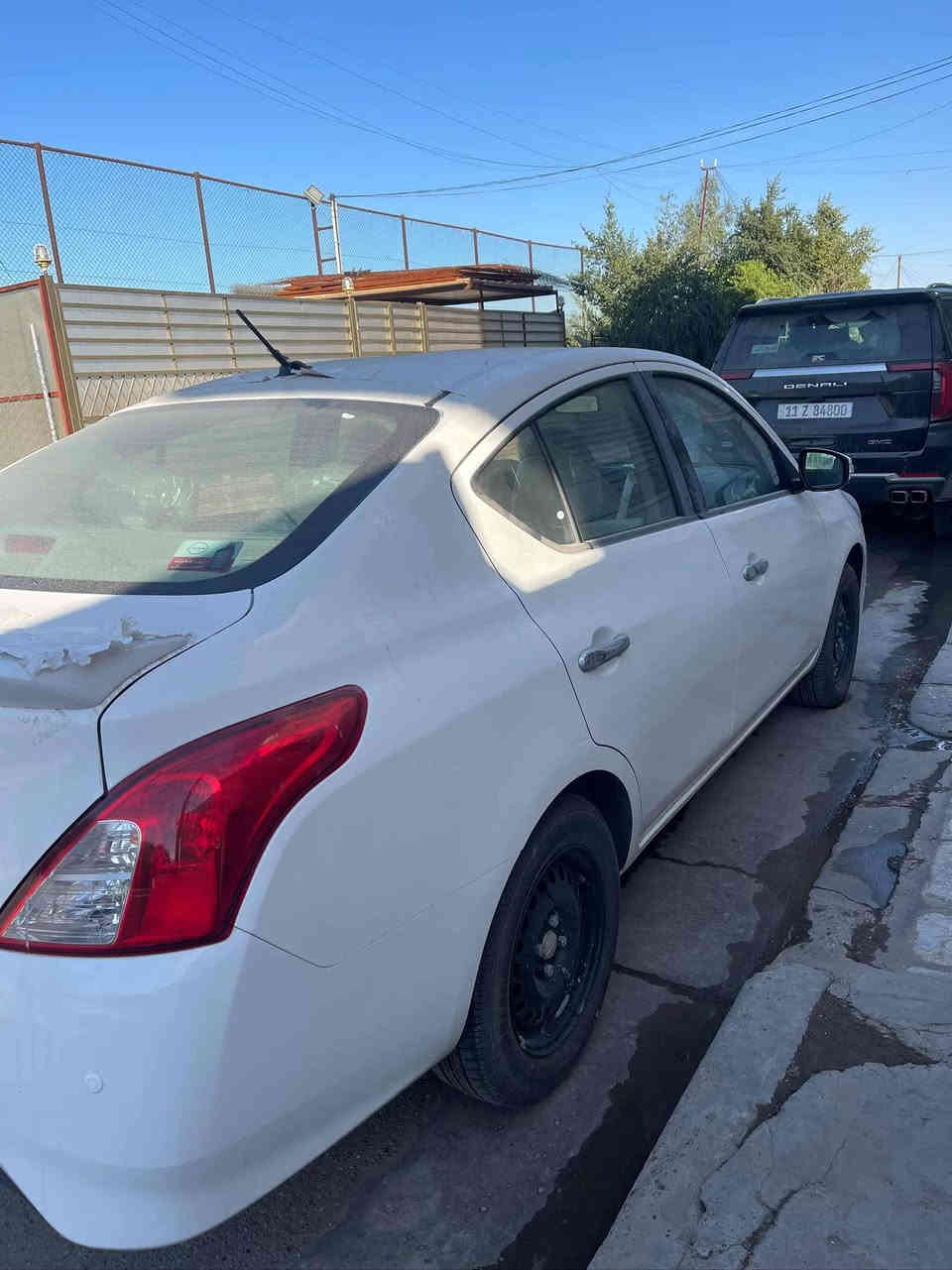 سلام عليكم للبيع سني موديل ٢٠٢٥ مصري سياره ماشيه ٤٠٠ كيلو فقط يعني زيرو جديده لوك لتواصل ***********
