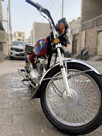 للبيع موديل 25 اوراق كامله السعر 850 الف وبيهة مجال بسيط مكاني بغداد ا...