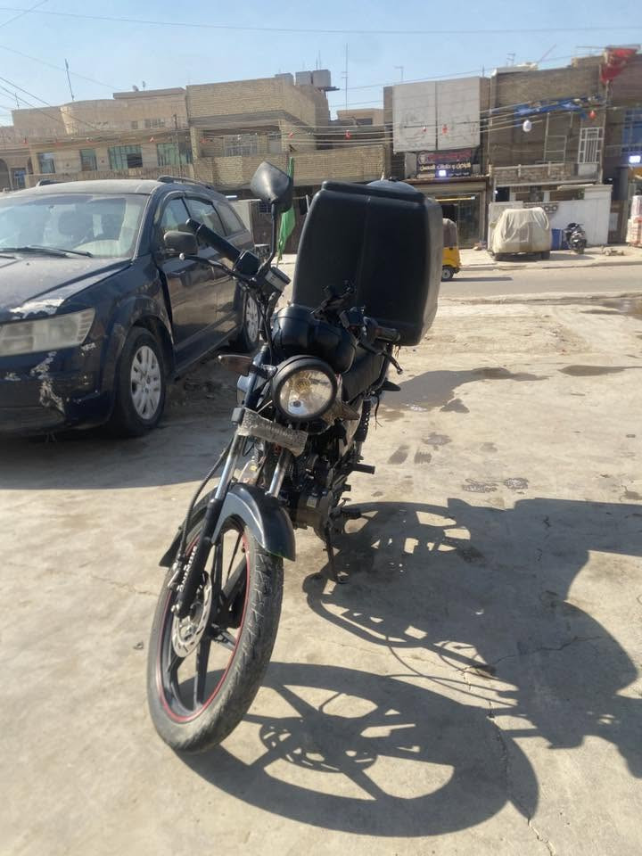 السلام عليكم دراجة شاينك 2023نازلة 2024 دراجة ما مفتوحة كلة عل وضع الشركة اورق السعر 650وبيهة مجال موجودة مستعجل مكاني بغداد الامين الثانية رقمي ***********

