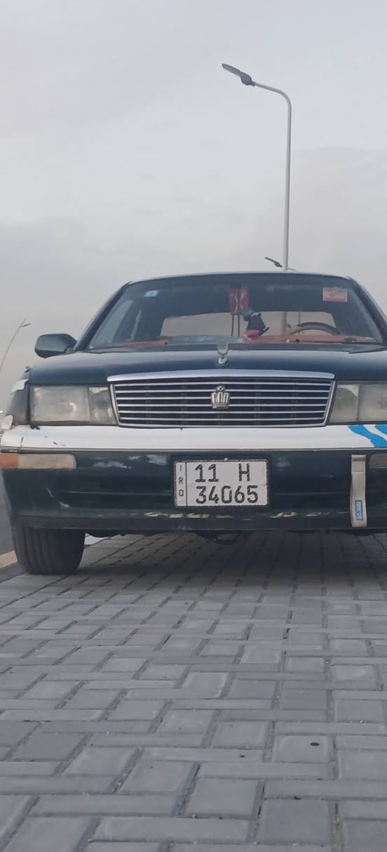 عيني سلام عليكم سياره بطه منتصل للبيع سياره مكافوله العيب شرعي وضربه القويه محركه مكفول الكير الخميس شاده كارتون كهربائيات كله شغاله  سنويه مامنتهيه بسمي رقم بغداد مشروع وطني مكاني بصره زبير ***********
