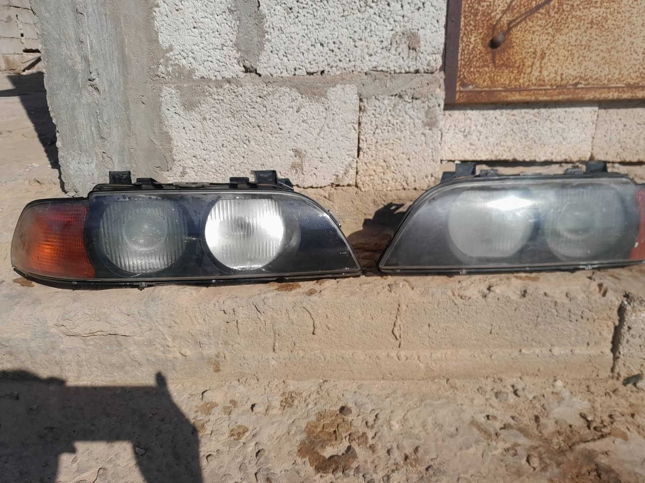 فنارات BMW فئة خامسة
بحالة جيد لا كسر و لا تصليح 
للبيع مكان بنغازي سيدي خليفة 
0928018634


**إذا كنت صاحب هذا الإعلان وتريد حذفه لأي سبب، رجاءا أرسل رسالة إلى الدعم الفني**