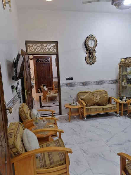 عرض مميز  / بيع سريع
🏡 دار للبيع – الرمادي / شارع 40 خلف اثاث القند 

🔹 يتكون الدار من طابقين

الطابق الاول
• 2 غرفة نوم
• صاله 
• دوانيه
• هول 
• مطبخ حار وبارد 
• حمامات داخليه وخارجيه 
•  كراج 

الطابق الثاني
• 3 غرف
• صاله
• حمام

✅  يبعد عن شارع اربعين 80 متر 

✅ البيت  كامل وجاهز للسكن 

📏 المساحة الكلية: 250 متر 
📍 شارع 10 متر 
🔖 جنس العقار: طابو زراعي – تنازل مباشر

💰 #السعر: 255 مليون – قابل للتفاوض.

ـــــــــــــــــــــــــــــــــــــــــــــــــــــ

للمزيد من التفاصيل يمكنكم زيارة مكتبنا 

مكتب سنتر 40 للعقار 
   في  الرمادي  شارع 40  مقابل ماركت القيصر 

او الاتصال على الارقام التالية  

 ***********   فراس  
 ***********   أبو جود 
 ***********   أحمد 
 

نستقبل من حضراتكم كافة العروض العقارية 

رضاكم أهم أهدافنا
