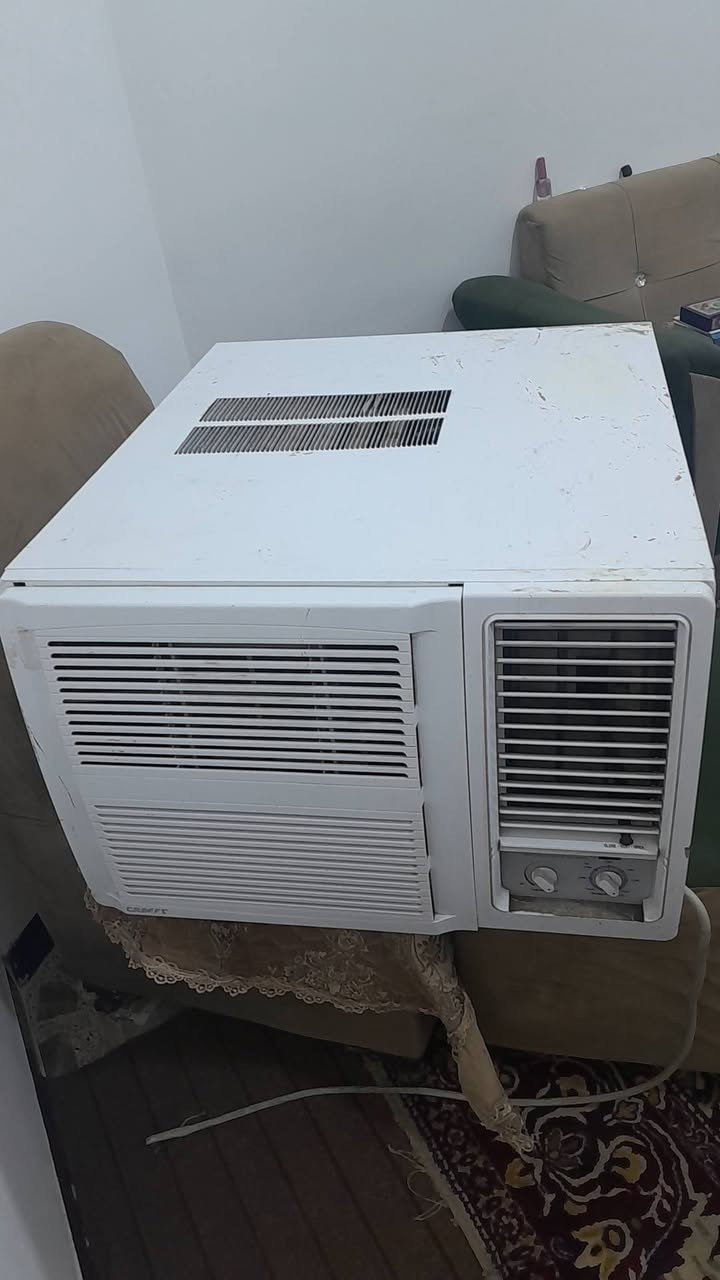 مكيف للبيع
مكيف للبيع
استعمال موسم واحد مابي عطل ولا داخل تصليح 
طنيين وثلث يشتغل تدفئة وتبريد السعر 325 الف وبي مجال مكان الشعلة 
للاستفسار ***********
