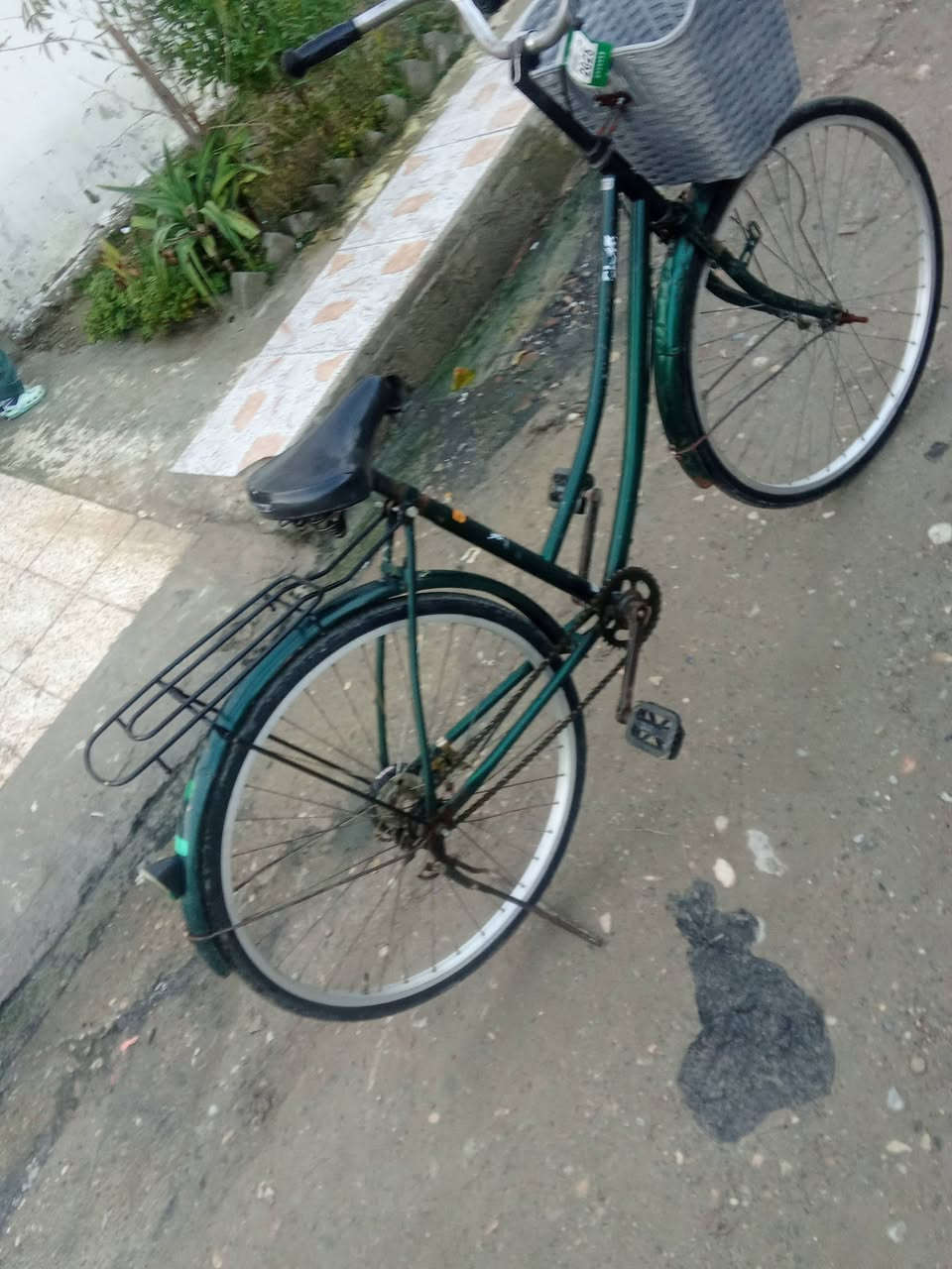 سلام عليكم بايسكل للبيع حجم 26 السعر 40وبي مجال المكان موصل جانب الأيمن منطقة اصلاح الزراعي الانتصال خاص او عالرقم***********
