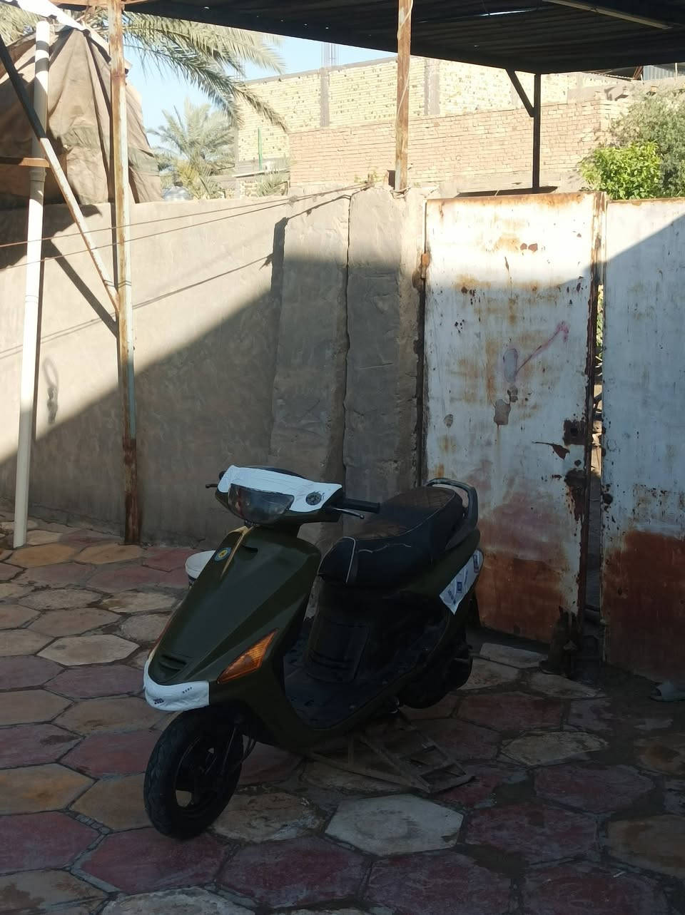 السلام عليكم ♥ عندي دراجه للبيع فراشه 140نثيه 🧡

للبيع  مكفوله ☑️ دراجه كلشي شغال بيه

محرك ما مفتوح 🚳 لادخان ولا تبخير ولا نضوح 

دراجه كفرات جديده بل جيس🧿

نهضه ومعدل فول ☑️

دراجه واحد على واحد 🥇

العنوان بابل ⚠️الكفل ⚠️يم مستشفى 
                                                                                      السعر 300 بيه مجال حك الجايه ✔️ رقمي ***********
