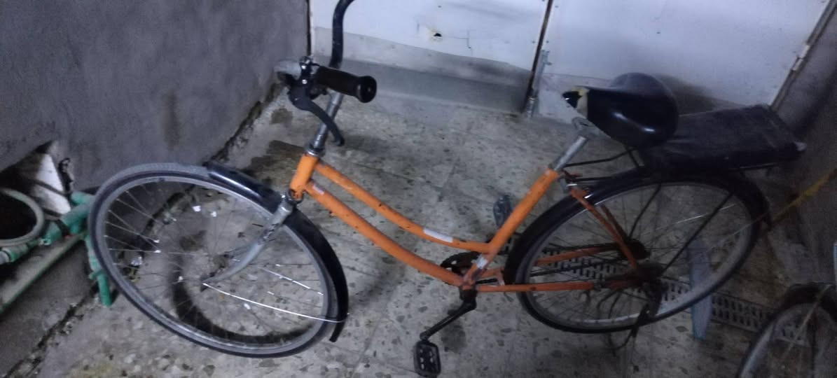 للبيع المكان الكمالية شكد يسوه البايسكل كله شغال بس نقصه بريك


**إذا كنت صاحب هذا الإعلان وتريد حذفه لأي سبب، رجاءا أرسل رسالة إلى الدعم الفني**