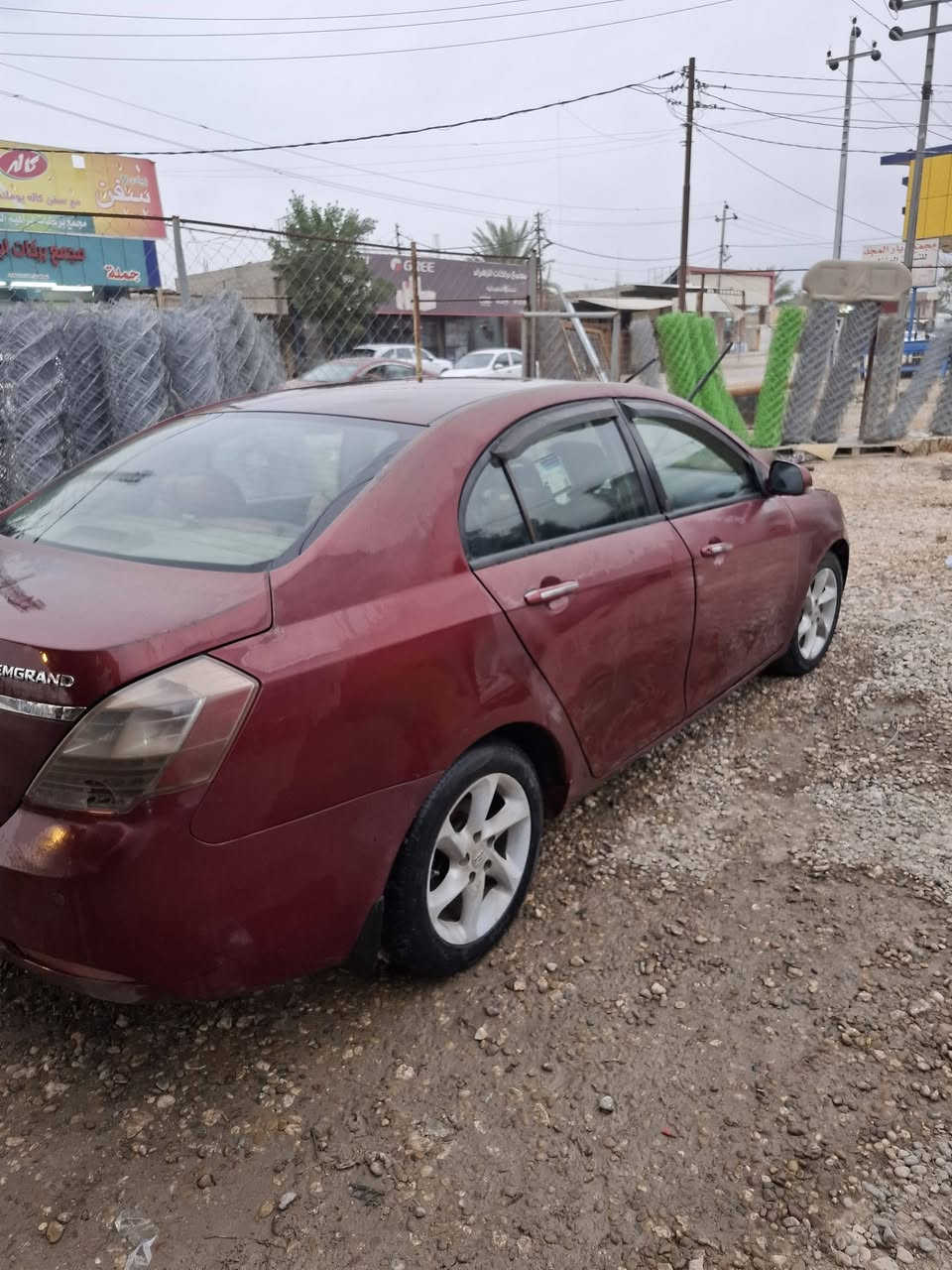 للبيع — جيلي امكراند C7 موديل 2013
السيارة بحالة جداً 
تبريد و الكير  والمكينة ممتاز (خير من الله)
 الكير مني كوبرا انساه 
السيارة كلها نظيفة  موس لا ضربه ولا صبغ  على البلاد 
بيها شويه جراد يرايدلها صبغه 

كل الكهربائيات شغالة 100%

📞 للاتصال: ***********
