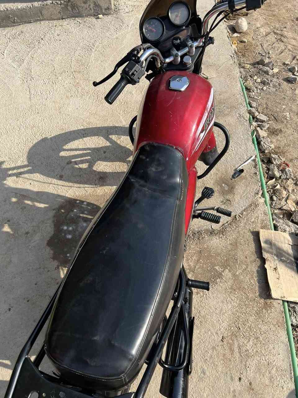 بوكسر 18 للبيع  مكان جسر الصويرة ***********
