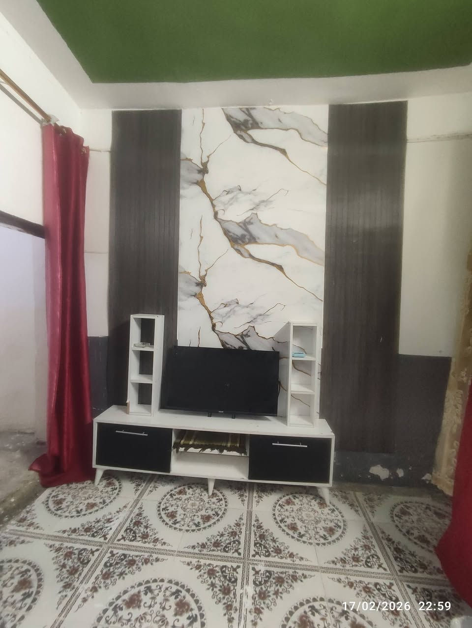 بيع مستعجل
السلام عليكم مشتمل للبيع مساحه 100 متر اصلاح زراعي
يتكون من غرفه نوم وكلدور واستقبال ومطبخ ومجمع صحيات خارجي
مكان ابو خستاوي بفرع منصور السماج
السعر ب18
لاستفسار واتساب ***********
