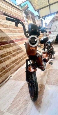 ٢٠٢٥ • آروا لايت زينون • بلا بطارية