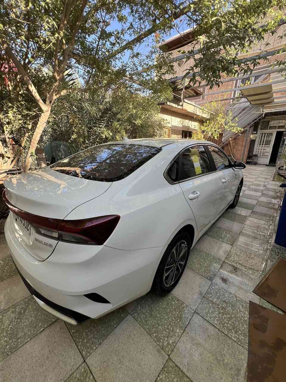 كيا k3  2024 تجميع صيني سيارة فول مواصفات
ماشية 36000  كيلو
البصرة المعقل
***********
