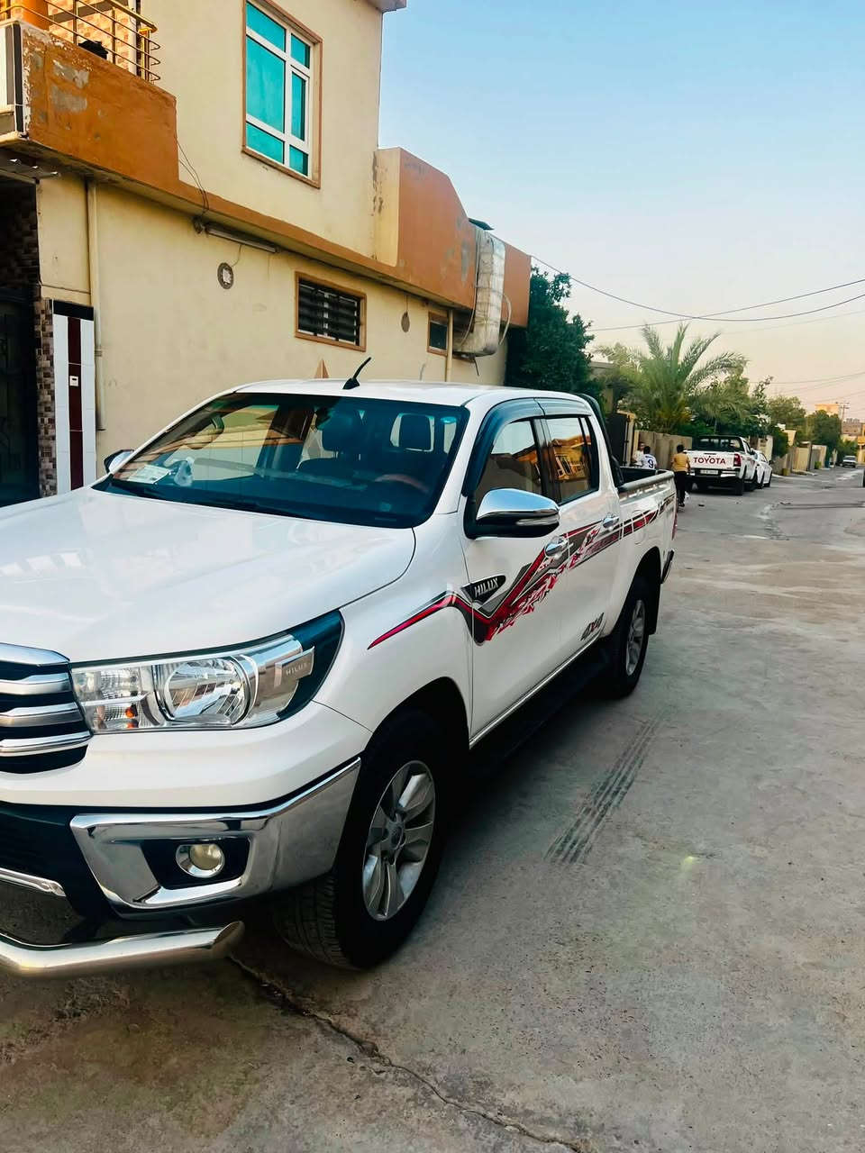 * 📅 مودێل: 2016
* 🚙 4×4
* 📍 شەرکەتی جیهان
* 🛣️ ڕۆیشتوه: 165 هەزار 
* ✅ (هیچی نیە)Clean
* ⚙️ مەکینە نەکراوەتەوە
* ⛽ 4 سلێندەر
* 🧊 تبریدە، سەیارەی ماڵە طقە و ڕقەی نیە
* 🧾سەنەوی بەسەر نەچوە تا 10/2027
* چار تايەی نوێ و تحکمات سوکان 
* 💵نرخ (255 ورقه و مجال )

📞 بۆ زانیاری زیاتر، پەیوەندی بکەن .
      • (***********)
