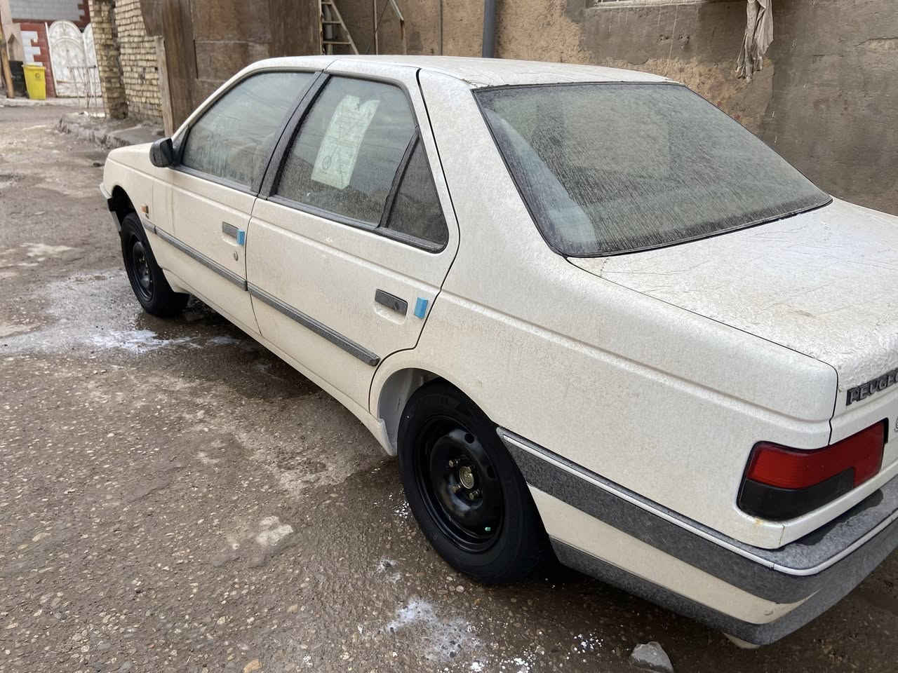 سلام عليكم بيجو 405مديل 2010سياره كفاله عامه ماشيه 120حقيقي سياره بسمي وكل نقص مابيه ***********
