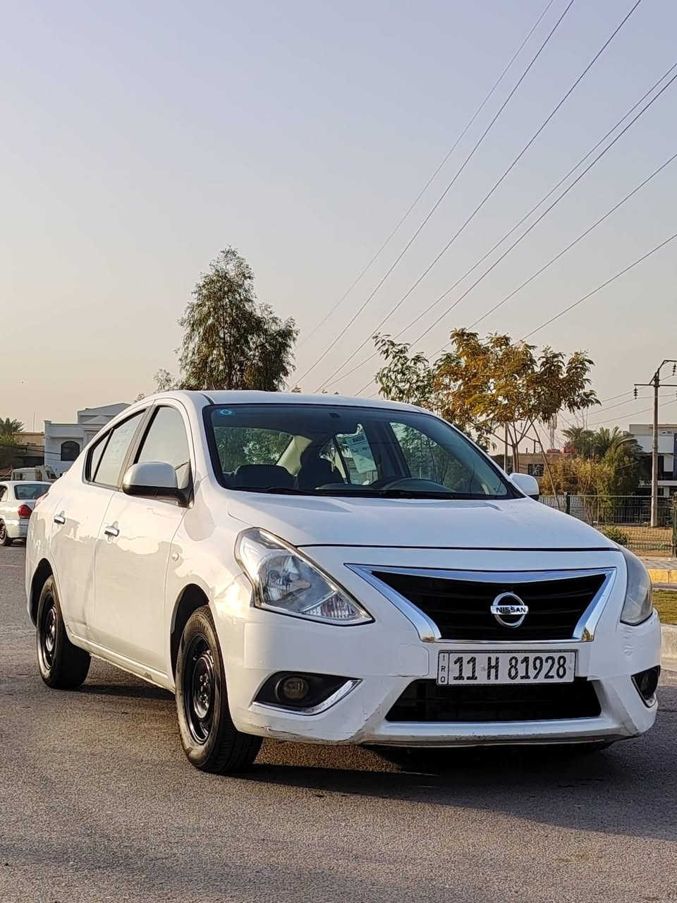 السلام عليكم ورحمة الله 
للبيع نيسان سني ٢٠١٩ هندي 
رقم بغداد انكليزي هزة جديدة سنوية ل٣٠٣١
السيارة كفالة عامة عداد مكانين بارد 
مكفولة من الضربة والصبغ والتبديل
فول مواصفات مال سني 
حساسات 
تحكم ستيرن 
ماشية ٦١ الف 
عارضها ب١٠٩ وبيها مجال بسيط 
مكاني السيدية 
الشراي يتصل ويدلل 
***********
