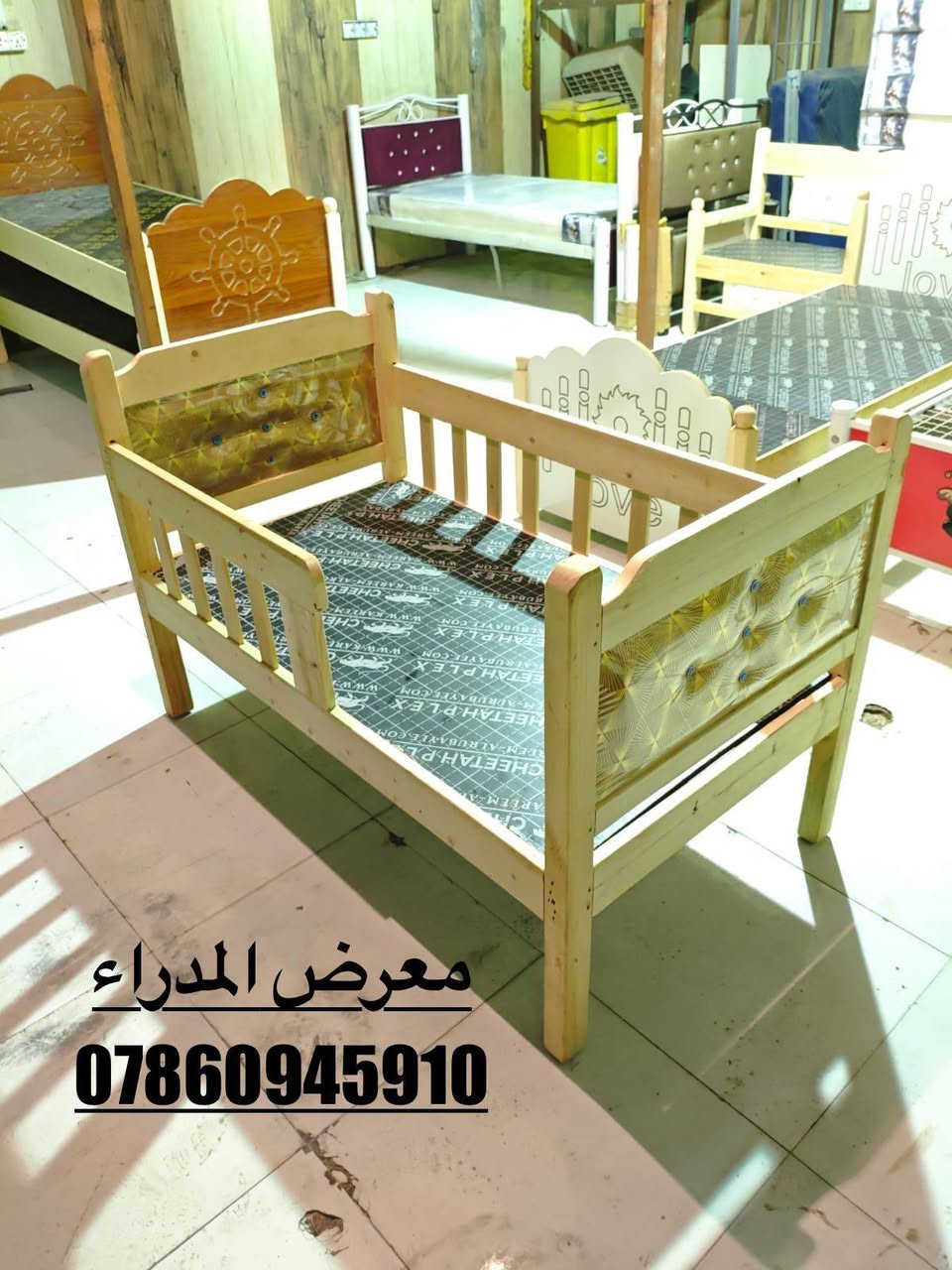 جرابي خشب شغل درجه اولى تزكام سعر ٨٥ الف سرير طفل بصره حي المدراء الشارع الخدمي *********** البصرة, العراق
