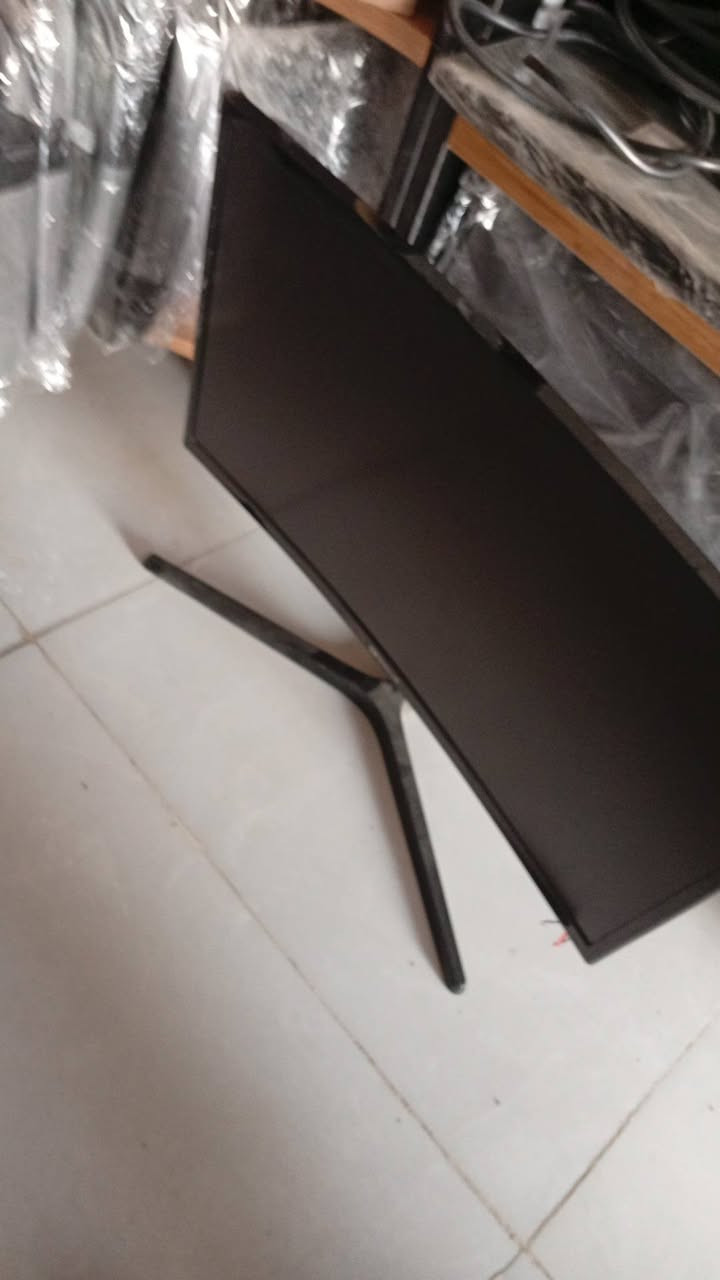 تجميعه كامله ونضيفه 
Intel Xeon E5-v3 
RAM 16 GB 3600
Hard 256+512  
كرت شاشه rx580-8GB 
بور سبلاي 600Watt 
كيس يحتوي على 4 فانات تبريد 
شاشه 144HZ سامسونج 2hd 1Dp  
يو بي اس 1500 تايكر 
ماوس ريد دراغون اصلي 
متوفر توصيل لجميع محافظات العراق 
مكاني بابل


**إذا كنت صاحب هذا الإعلان وتريد حذفه لأي سبب، رجاءا أرسل رسالة إلى الدعم الفني**
