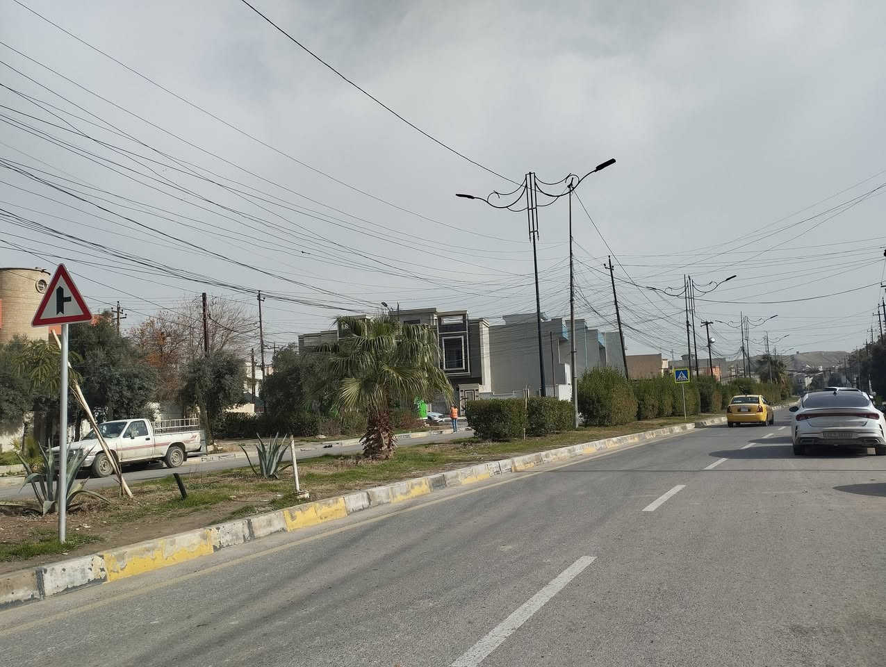 🏦  عروض مكتب بيت الأركان للعقار  🏦

دار للبيع في حي العربي مساحة ٦٤٩ م 

واجهة ٢٠م عرض الشارع ٣٠م اتجاه قبلة 

التفاصيل البناء قديم البيع  بحساب الأرض 

موقع حي العربي على السايدين مقابل الألبان 
🏦                                                    🏦    
السعر على التليكرام https://t.me/alarkan_1
للاستفسار مراجعة مكتب بيت الأركان للعقار 

موقع موصل حي العربي قرب مطعم ماشاءالله 

*********** / *********** / *********** 🏦
