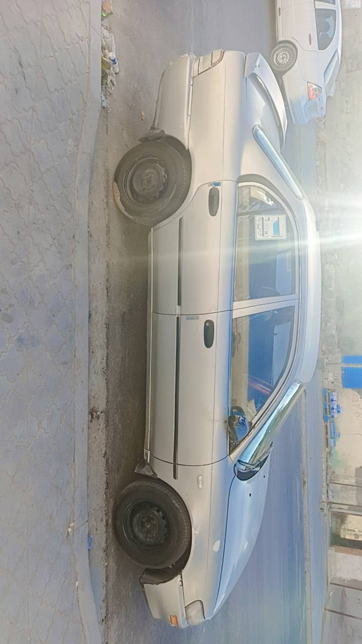 كورلا 93يسره بلاد خليجي محرك 1600كير محرك خير من الله تجي تفحص وتشوف وتقتنع السعر 55 بيه مجال قليل جدا مكان السياره البصره رقمي *********** اخوان على النت غير متواجد اتصل
