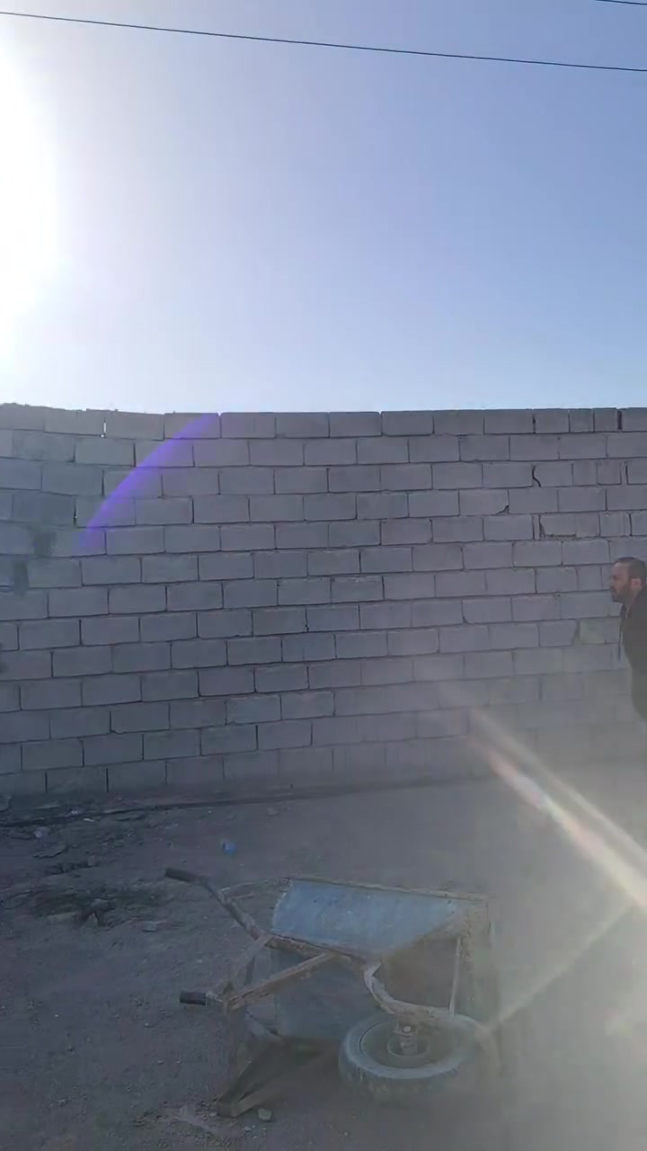 البيع دونمين زراعي ع طريق الخور بعد عن فلكه الخليج ٣ كيلو فقط عن شارع العام ٥٠٠ متر
تفاصل ع رقم ***********
