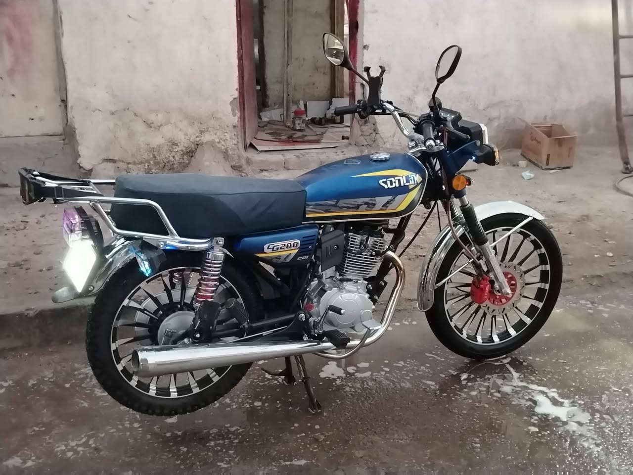 سلام عليكم شباب دراجه للبيع ما صار 5اشهر من اشتريته جديده من الوكيل مستعجل على بيعته وباقي شهر على ضمان شركه قفله 850تواصل واتساب فقط ***********
