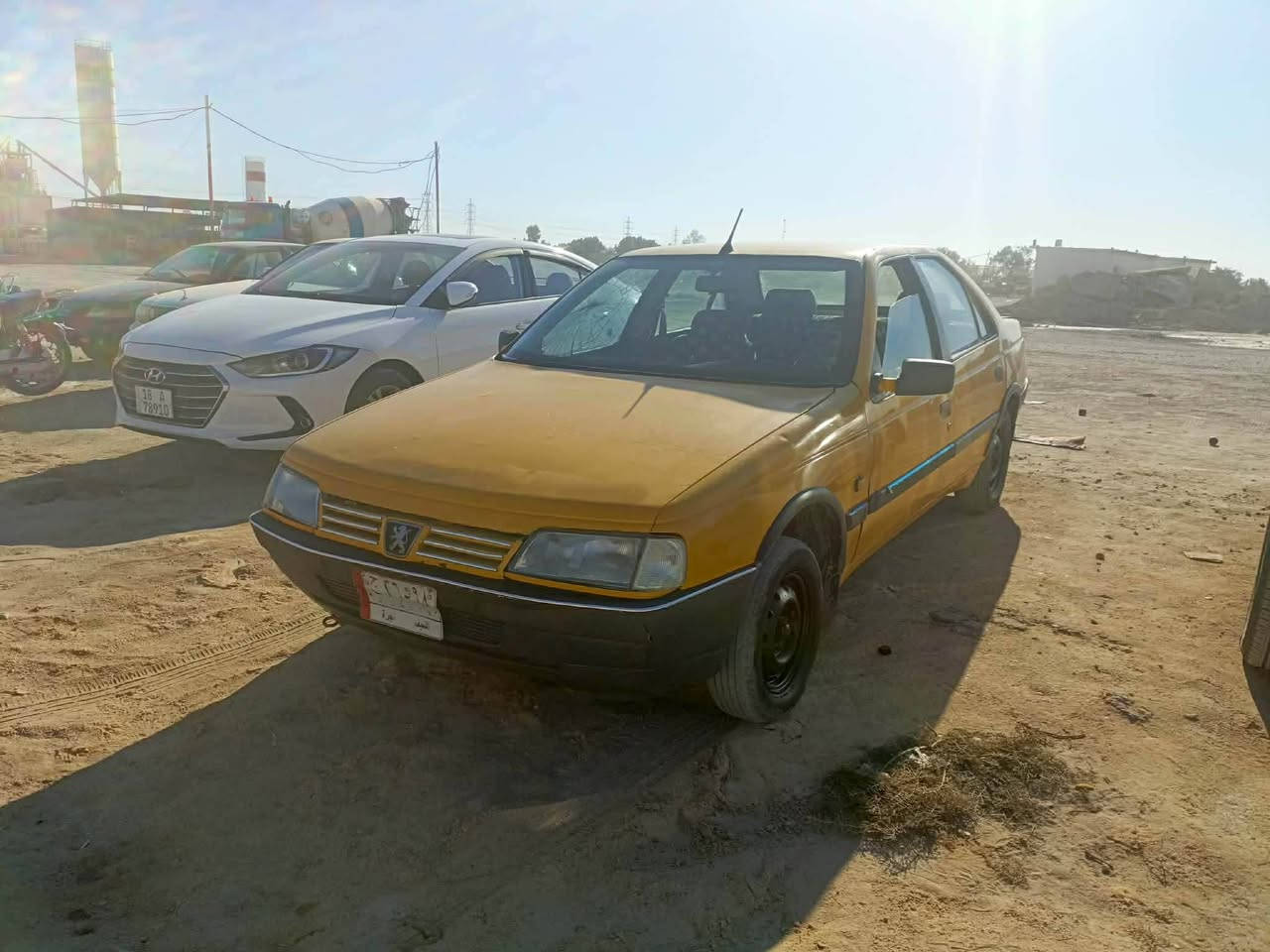 عيوني سيارة بيجو روى مديل 9جديده مكينه وكير نمره الثانيه مرات تفلت غرامات مصفره سنويه نافذه سيارة مسجله بتطبيق بلي وتشتقل يم سايق العنوان كربلاء السعر ١٤ وبيهه مجال***********
