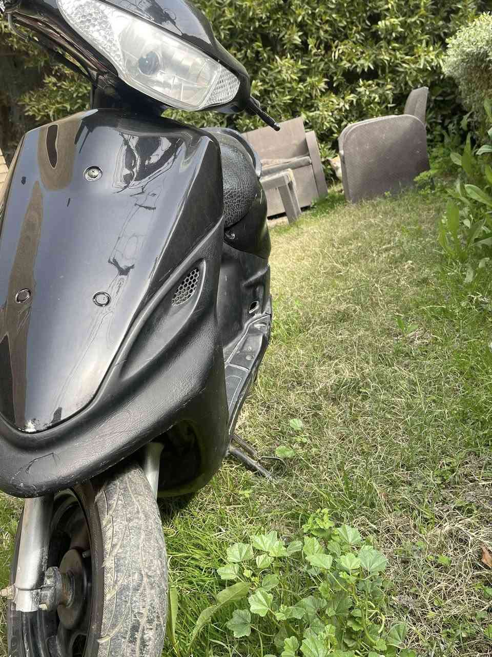 السلام عليكم
دراجه ماكس قجمه دراجه نضيفه ١٢٠ لبيع دراجه ممفتوحه بس رادلها ترتيبات بسيطه السعر ٣٢٥ وبيها مجال بسيط مكاني بغداد البلديات للاتصال 
‭0771 745 7193‬
