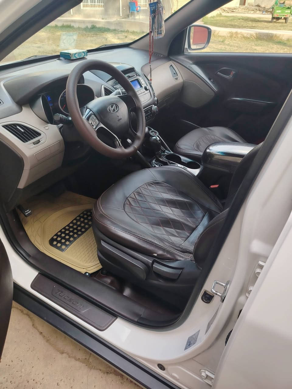 توسان 2015 خليجي
مواصفات معروفه رقم بابل الجديد
بأسمي تحويل مباشر
المكان بابل السده
***********
