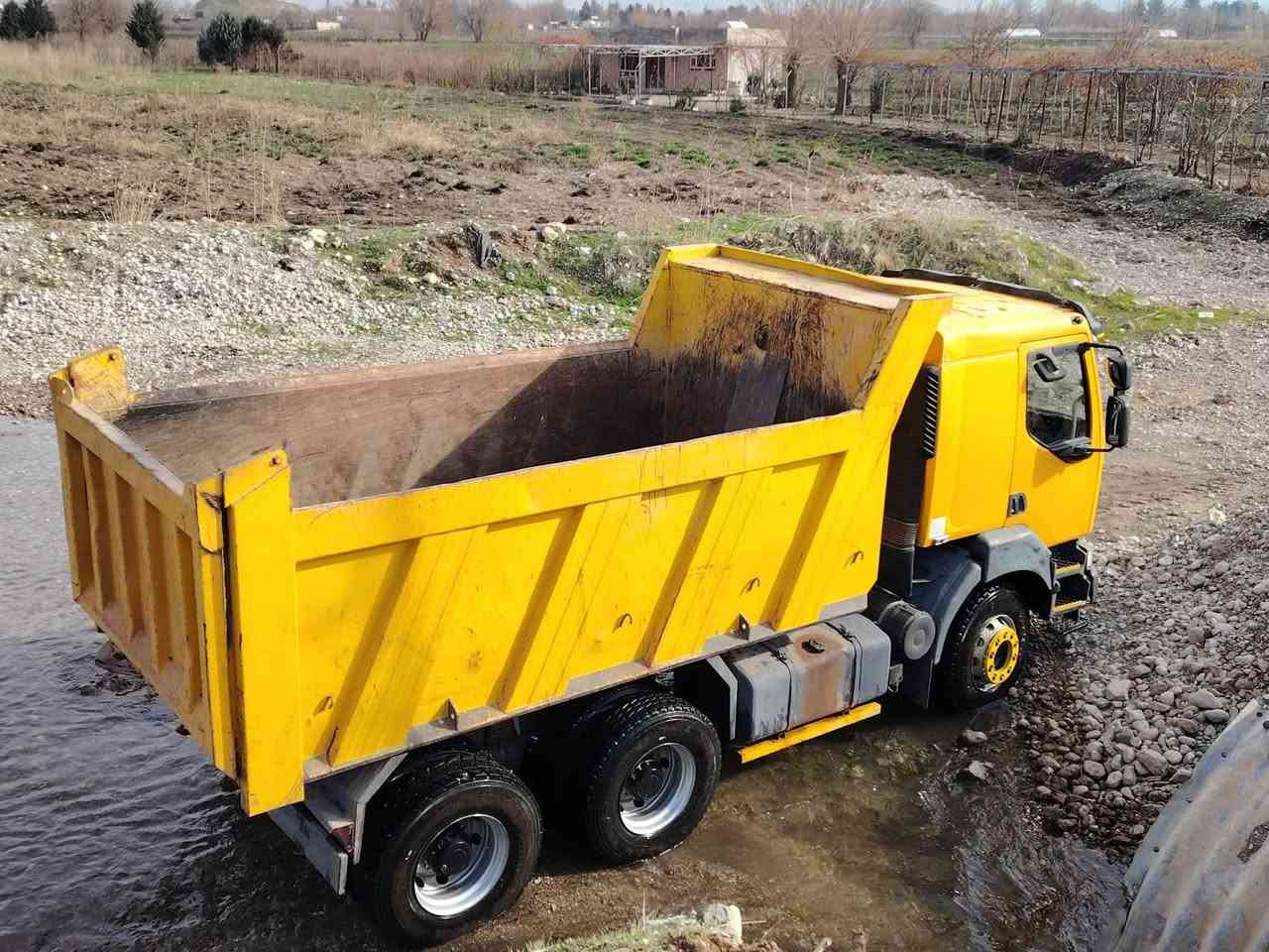 رینۆ / بۆفرۆشتن 
ئاڕمی پلاستکی سلیمانی 
مۆدێل 1999
حجمی 385
مجموحی گەورە 
گێر گەورە 
هەمووگیانی بەشەرت ژ.م 
***********
وتساپ . ڤایبەر
