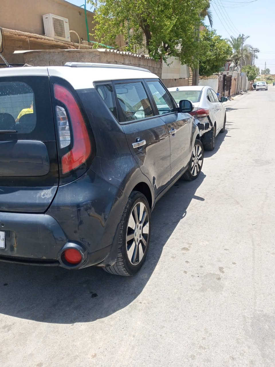 موديل 15 خليجي يعني محرك دوش كير محرك ع البلاد .. تو كلر لونين بلاد السعر 110 الإتصال ع الرقم ***********
