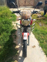 يوجد موطور للبيع Mz عالي موديل 2020 محرك 200 سعر 900 وبي مجال  0782496...