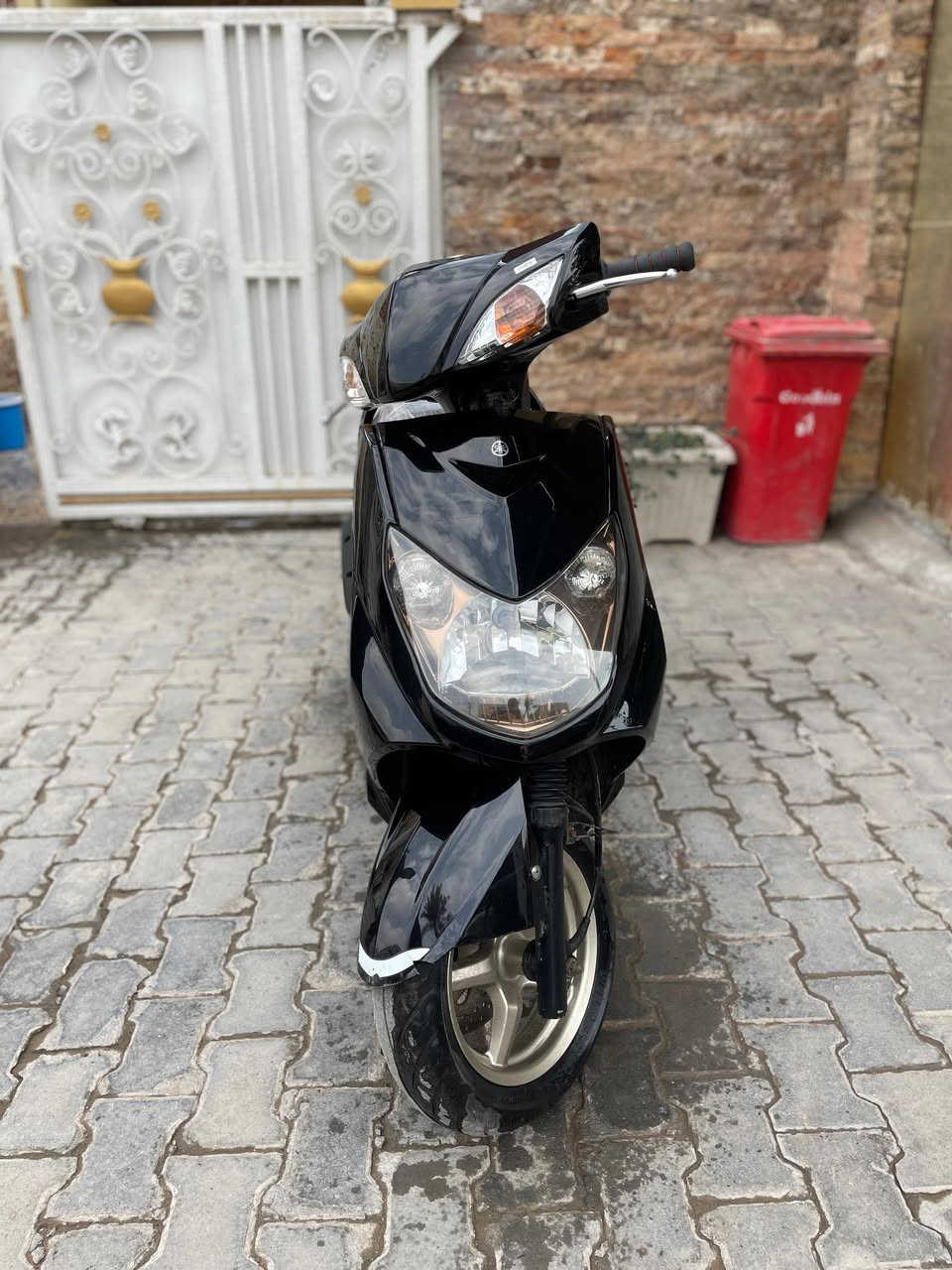 السلام عليكم
دراجة سكنس فحل 2013 
كوري بلادية نوزل دراجة ربة صارلهة اقل الشهر نازلة من كلشي وكلاشي دراجة كفالة من الزلغ ماشية 1520 ما ملعوب بيهة ولا مصفرة دهن كلة موتل وبنزين محسن للبيع بسعر مليون و500 الف وبيهة مجال قليل ما يعجبك السعر ممجبور تعلق مكاني بغداد حي اور للاستفسار ***********
