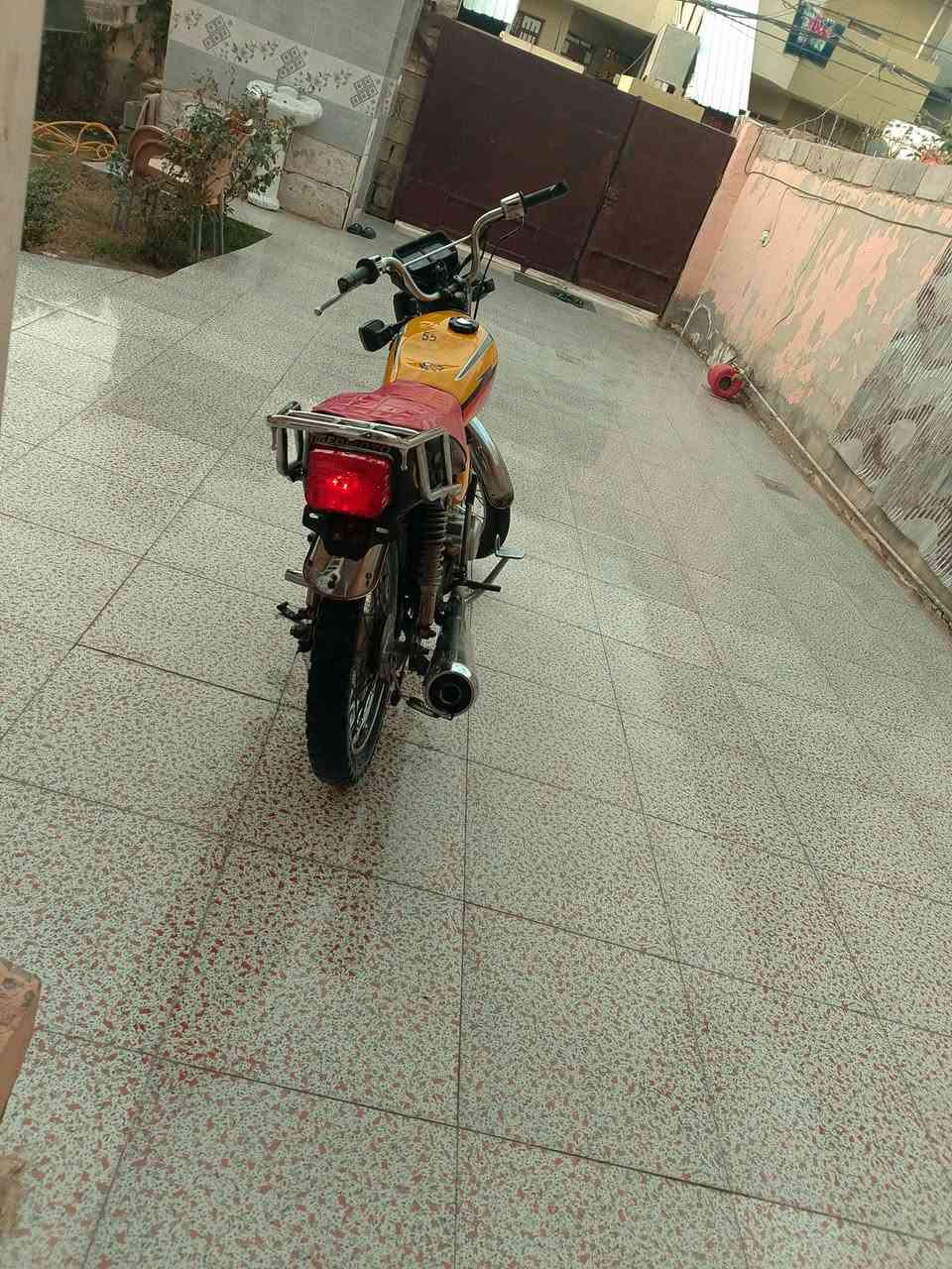 السلام عليكم دراجه تايكر موديل 20 اوراق كامله دراجه خير من الله من مكينه من شلعه سعر 330 مكاني ديالى بعقوبه ***********
