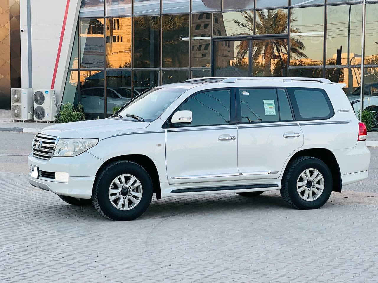 لاندكروز 2010 فول مواصفات 

السعر —278 

للستفسار — ***********

رقم بغداد الجدي  تحويل مباشر 
ماشيه 190 الف حقيقي 

مكاني النجف الأشرف 

مكينه وكير وحداديه كله وضع الشركه 

السياره مكفوله وجديده كلش
