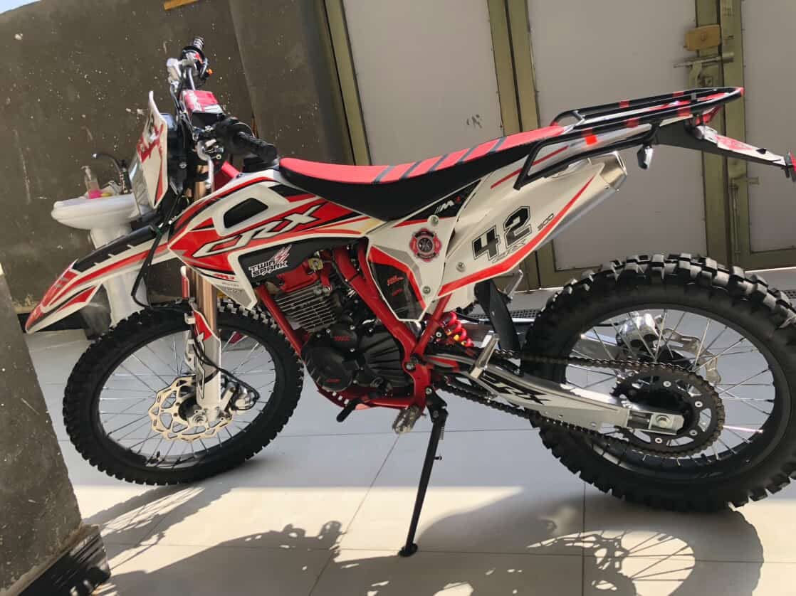 السلام عليكم
قفاز  crx  محرك 350cc دراجه بعدها ع حالة الوكاله
ماشيه 3000 
السعر مليون و700 قفل 
***********
