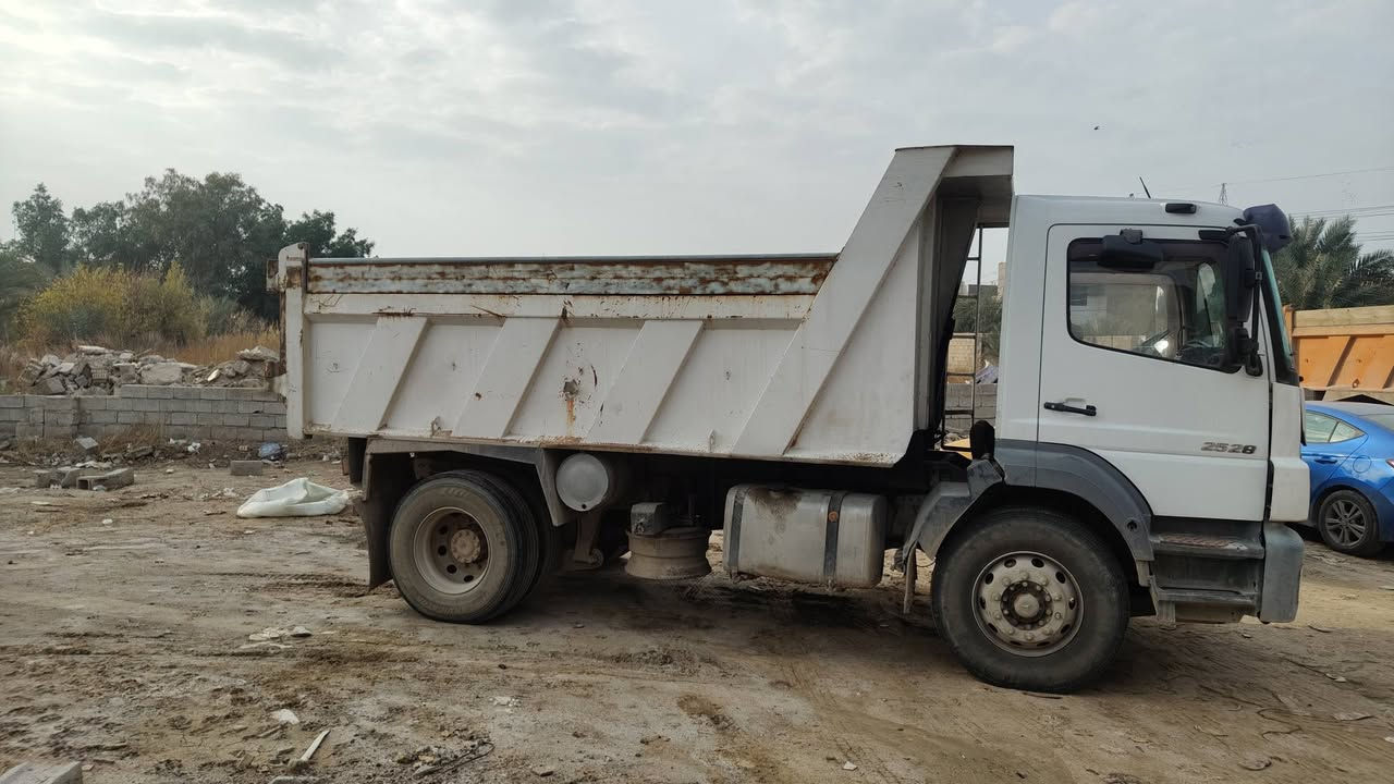 للبيع تك اكسور 2005محرك 6 كير 4×4 رقم بغداد مكان السيارة بغداد الدورة للاستفسار اتصل  ***********
