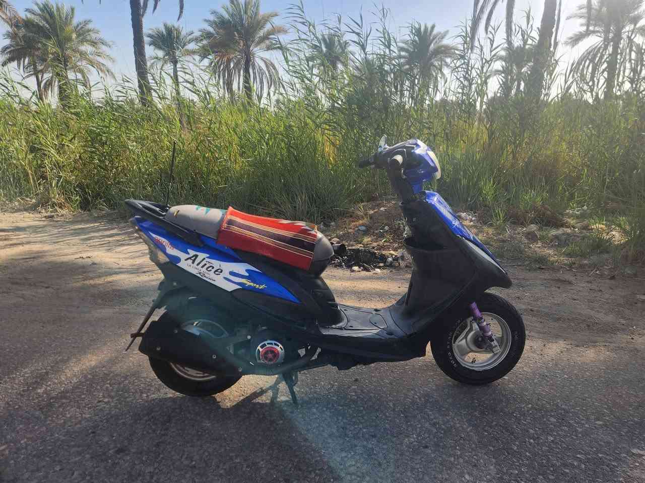 سلام عليكم دراجه ماكس عدله. نضيفه مكينه ما مفتوحه كلچات رياضي دبل غازي امامي دراجه شلعه ومعدل 
السعر 550
مكاني حله 
***********

