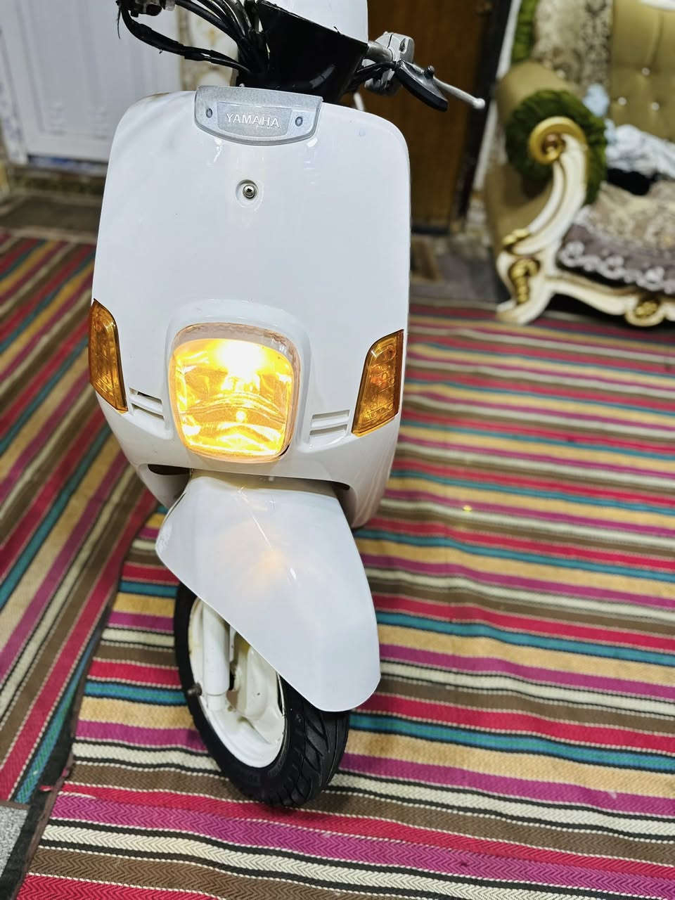 ماكس بوليسي كفاله عامه كهربائيات كلها شغاله  سلف لايت عالي وناصي سكنات اشاير كيلو متر ختم واحد الدراجه مكينه ما مفتوحه بوشه ٤٩ دبلات إماميه خلفيه تايرات جدد شلعه ومشي ونعومه السعر ٦٧٥ وبيها مجال العنوان شارع السيد الهاتف ***********
