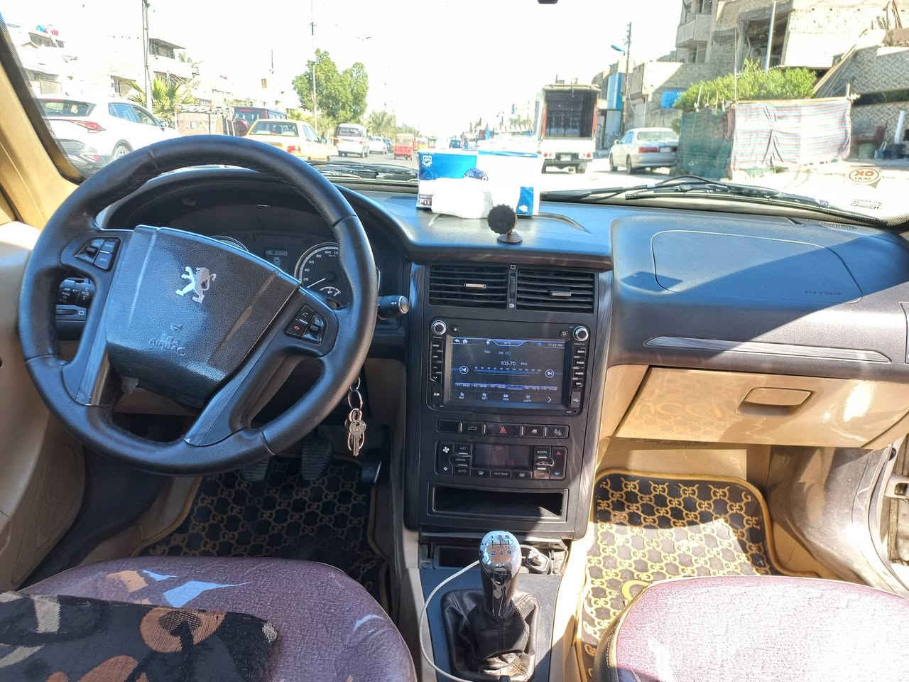 السلام عليكم بيجو ٢٠٢٤ حرة باسمي مدوشمة تنتة وكاعيات وصندوك ماشية ٦٧ ألف  السيارة باتري تايرات هيلو كلج كلة جديد مكفولة كفالة عامة وادامة من كلشي بيهة بس رصعتين صغار بالباب الورة الصدرة والجاملغ الخلفي ومصلحن السعر ٨٣ ورقة ترايك وين تريد للبصرة توكل مكاني بغداد حي اور اي استفسار رقم الهاتف *********** أبو علي
