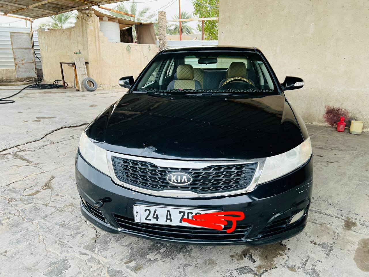 السلام عليكم البيع موديل 2009  رقم جديد بيهه  بنيد وجاملغ صبغ بدون دواخل الباقي كفاله تخم تاير جديد السياره جاهزه من كلشي  انتصل وبيك خير وتدلل  مكان بابل ***********
