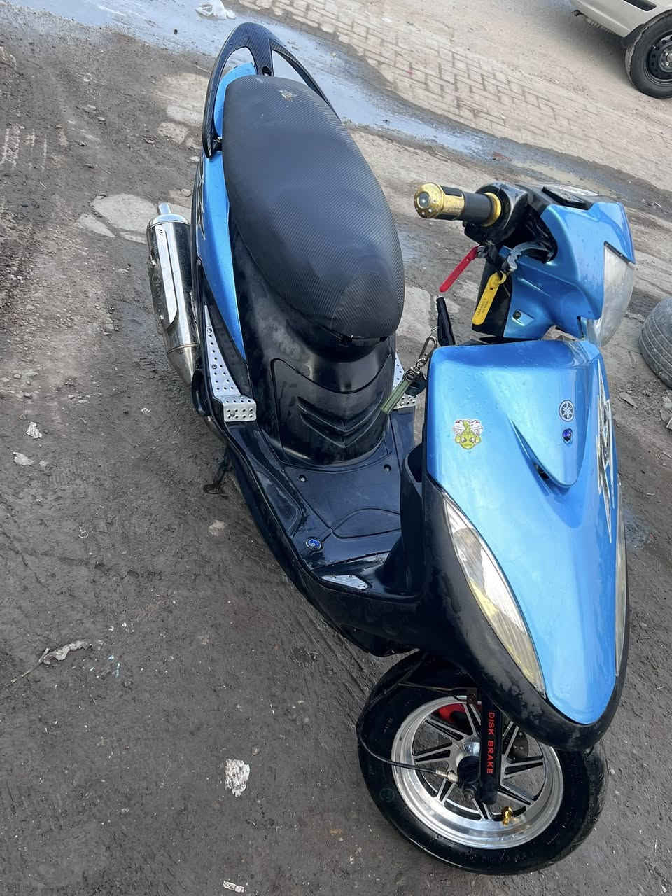 ماكس عدله بلاديه  محرك مكفول برغي واحد مامفتوح بي
مابيهه اي نقص مكفوله كهربائات اشاير عالي ناصي سكنات بيها جهاز تشغيل عن بعد 
مكان البياع 
سعرها ٦٠٠ وبيها مجال للشراي 
***********
