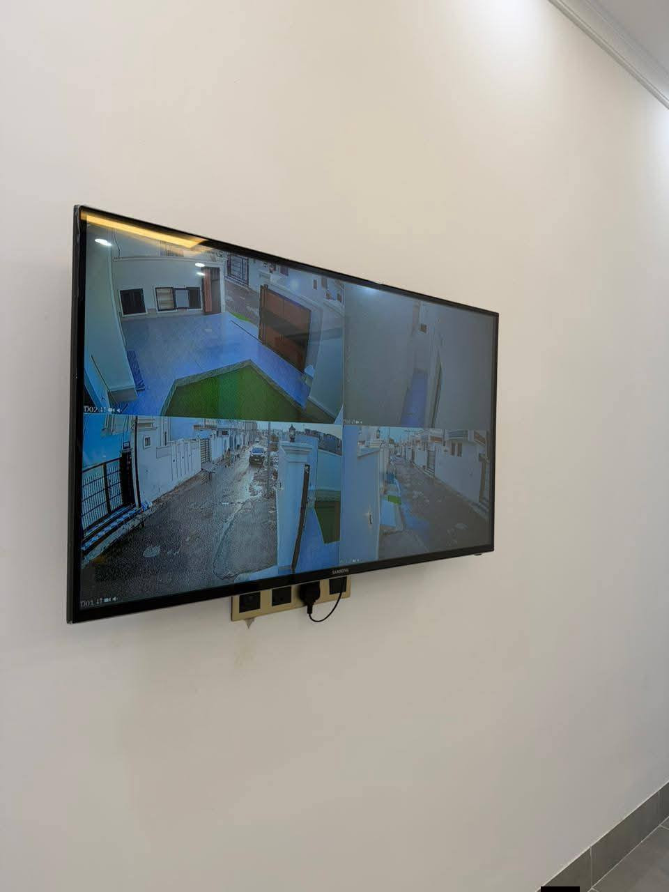 بيت للبيع الرمادي شارع 40 قرب اثاث القند 📍 صفر غير مسكون
المساحة 250 متر 
طابو زراعي تحويل مباشر 
***********
او مراجعة عقارات الخيام شارع 40 قرب باب الخشب
