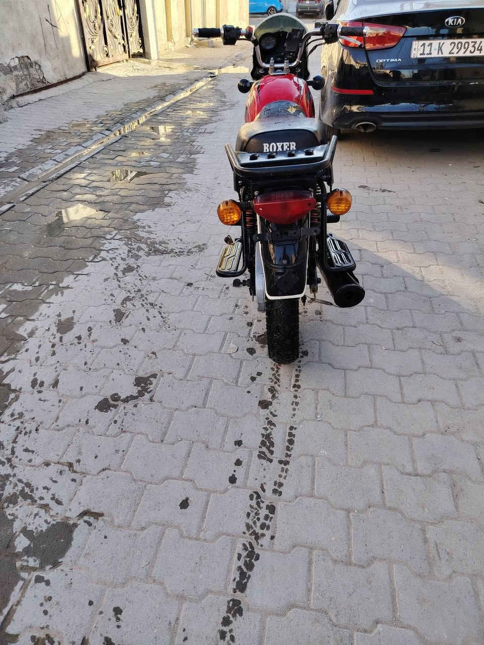 السلام عليكم للبيع موديل 22 950 وبها مجال شيء بسيط ***********
