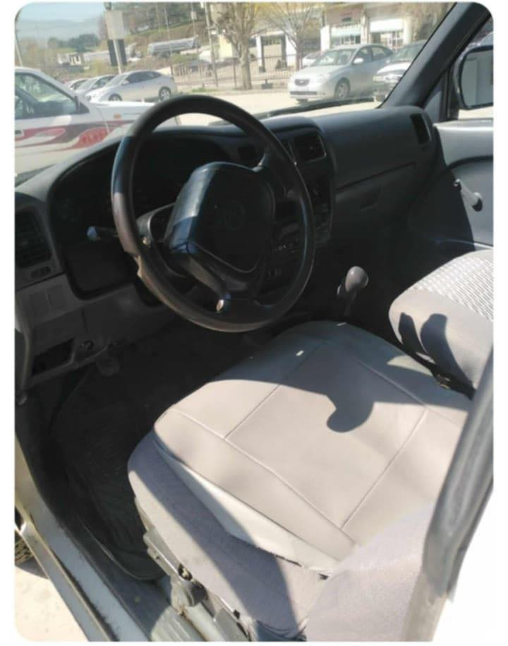 تویتا هالوکس مدل 2001 بێ دعم بێ وەر گران پلەپلەی بۆیاغی هەیە  سەیاکە زور جونە  موزایدە ی AMGکتابی مزایدەی لەگەلدایە بۆ زنیاری یاتر پەویوندی بەم ژمارە بکە *********** شوێن  قەلادزێ
