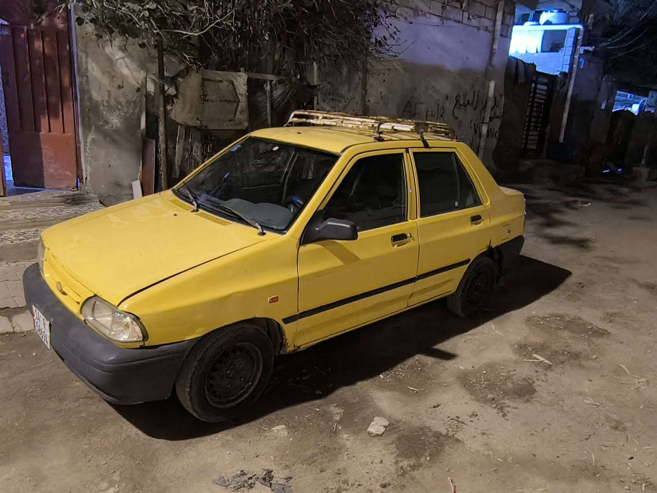 السلام عليكم سايبه مديل 2015 سياره حلوه مصفره هيئه وغرامات سنويه جديده كهربائيات كلهه شغاله تبريد نقص راديتر سياره بسمي تحويل ثاني يوم السعر 20 وبيهه مجال قليل عنوان بصره الرقم ***********
